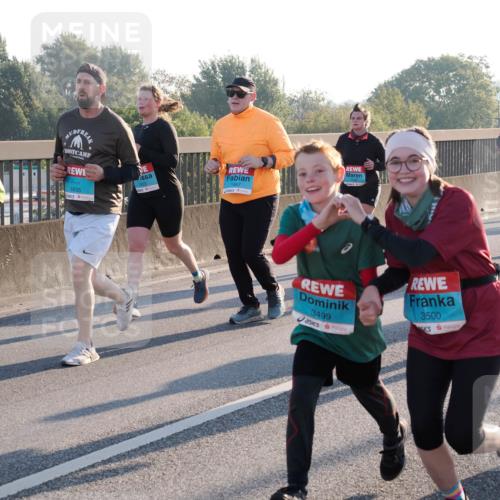 03.10.2025 - Köhlbrandbrückenlauf Fabian Wolf http://msf.ph/oto/9005950 03.10.2025 09:19:28 Position 3 3835, 1453, 1667, 1580, 3595, 3499, 3500 meine-sportfotos.de