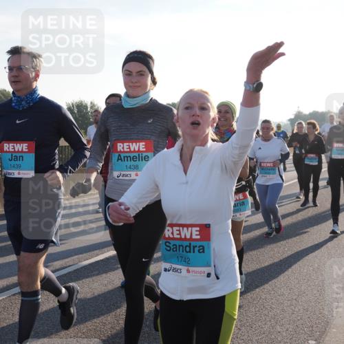 03.10.2025 - Köhlbrandbrückenlauf Fabian Wolf http://msf.ph/oto/9006219 03.10.2025 09:19:35 Position 3 1535, 1439, 1438, 1742, 093, 2749 meine-sportfotos.de