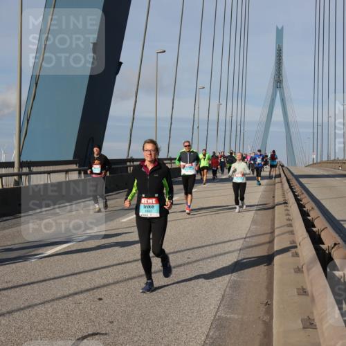 03.10.2025 - Köhlbrandbrückenlauf Julia Fischer http://msf.ph/oto/9006252 03.10.2025 09:55:18 Position 2 1463 meine-sportfotos.de