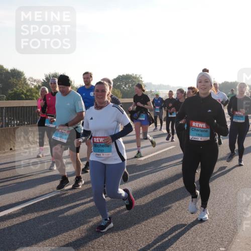 03.10.2025 - Köhlbrandbrückenlauf Fabian Wolf http://msf.ph/oto/9006264 03.10.2025 09:19:36 Position 3 2749, 1469 meine-sportfotos.de