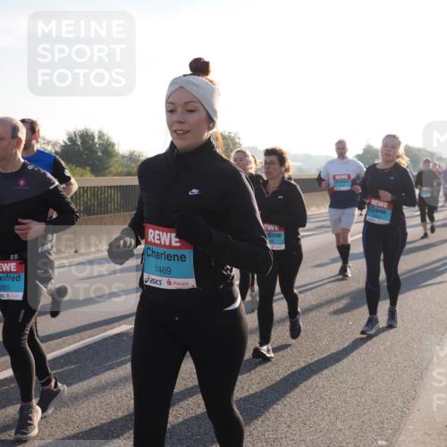 03.10.2025 - Köhlbrandbrückenlauf Fabian Wolf http://msf.ph/oto/9006294 03.10.2025 09:19:37 Position 3 23160, 2825, 1469, 1654 meine-sportfotos.de