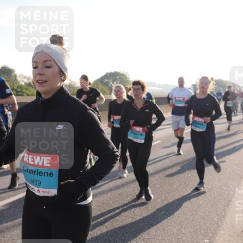 03.10.2025 - Köhlbrandbrückenlauf Fabian Wolf http://msf.ph/oto/9006302 03.10.2025 09:19:37 Position 3 231700, 2825, 1469, 1305 meine-sportfotos.de