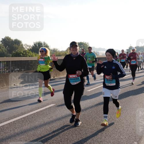 03.10.2025 - Köhlbrandbrückenlauf Fabian Wolf http://msf.ph/oto/9006411 03.10.2025 09:19:42 Position 3 1879, 3175, 3178 meine-sportfotos.de