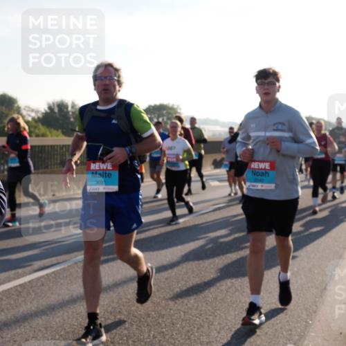 03.10.2025 - Köhlbrandbrückenlauf Fabian Wolf http://msf.ph/oto/9006650 03.10.2025 09:19:47 Position 3 3691, 2040 meine-sportfotos.de