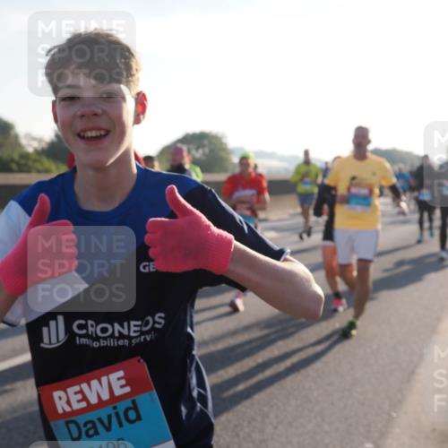 03.10.2025 - Köhlbrandbrückenlauf Fabian Wolf http://msf.ph/oto/9006864 03.10.2025 09:19:52 Position 3  meine-sportfotos.de