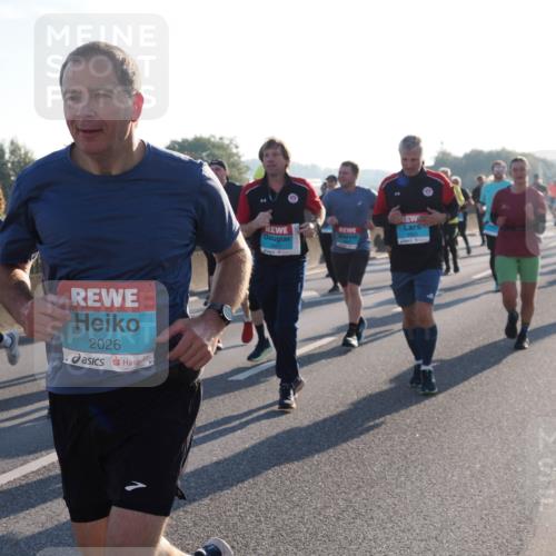 03.10.2025 - Köhlbrandbrückenlauf Fabian Wolf http://msf.ph/oto/9007081 03.10.2025 09:20:00 Position 3 2026, 3405, 3407 meine-sportfotos.de