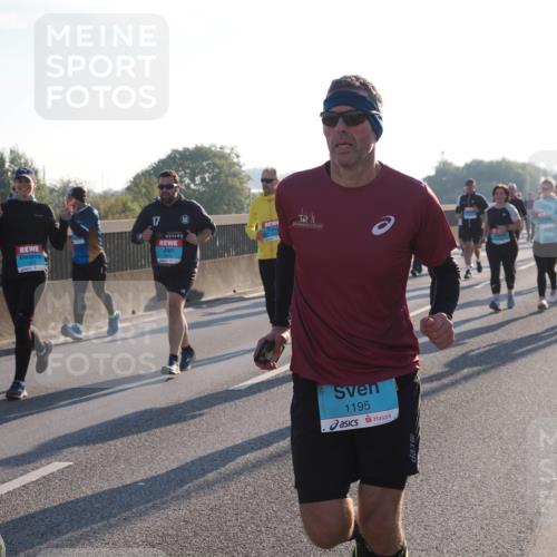 03.10.2025 - Köhlbrandbrückenlauf Fabian Wolf http://msf.ph/oto/9007233 03.10.2025 09:20:03 Position 3 1979, 1195 meine-sportfotos.de