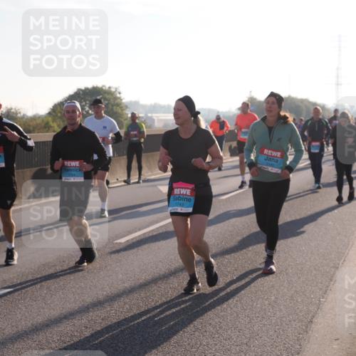 03.10.2025 - Köhlbrandbrückenlauf Fabian Wolf http://msf.ph/oto/9007440 03.10.2025 09:20:09 Position 3 1764, 1743, 3580 meine-sportfotos.de