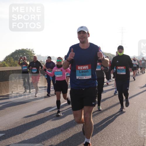 03.10.2025 - Köhlbrandbrückenlauf Fabian Wolf http://msf.ph/oto/9007545 03.10.2025 09:20:15 Position 3 3653, 1833 meine-sportfotos.de