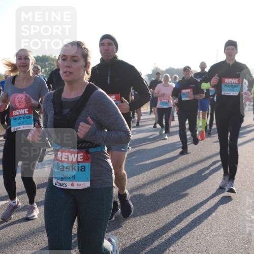 03.10.2025 - Köhlbrandbrückenlauf Fabian Wolf http://msf.ph/oto/9008080 03.10.2025 09:20:32 Position 3 1786, 1907, 2678, 1192 meine-sportfotos.de