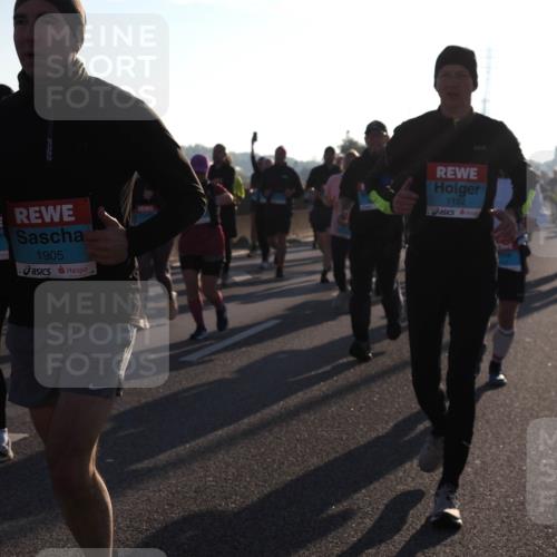 03.10.2025 - Köhlbrandbrückenlauf Fabian Wolf http://msf.ph/oto/9008109 03.10.2025 09:20:33 Position 3 3321, 1905, 1192 meine-sportfotos.de
