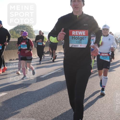 03.10.2025 - Köhlbrandbrückenlauf Fabian Wolf http://msf.ph/oto/9008133 03.10.2025 09:20:34 Position 3 2117, 1192, 2929 meine-sportfotos.de