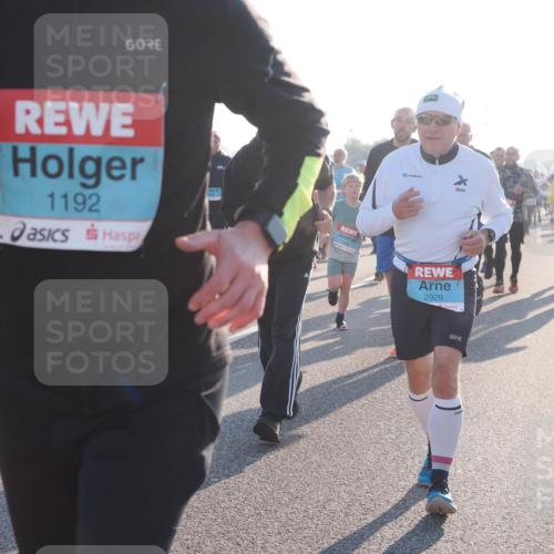 03.10.2025 - Köhlbrandbrückenlauf Fabian Wolf http://msf.ph/oto/9008162 03.10.2025 09:20:34 Position 3 1192, 2929 meine-sportfotos.de