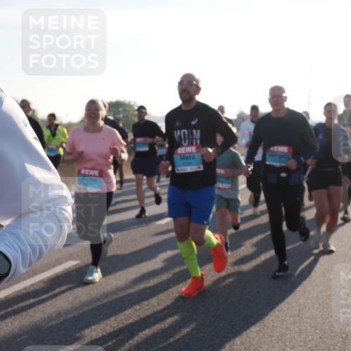 03.10.2025 - Köhlbrandbrückenlauf Fabian Wolf http://msf.ph/oto/9008206 03.10.2025 09:20:36 Position 3 1062 meine-sportfotos.de