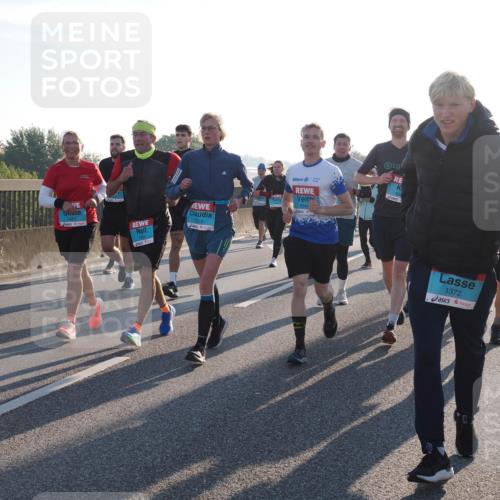 03.10.2025 - Köhlbrandbrückenlauf Fabian Wolf http://msf.ph/oto/9008678 03.10.2025 09:20:47 Position 3 3487, 3372, 3049, 1372 meine-sportfotos.de