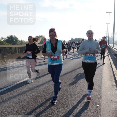 03.10.2025 - Köhlbrandbrückenlauf Fabian Wolf http://msf.ph/oto/9008879 03.10.2025 09:20:52 Position 3 3445, 1911, 1954 meine-sportfotos.de