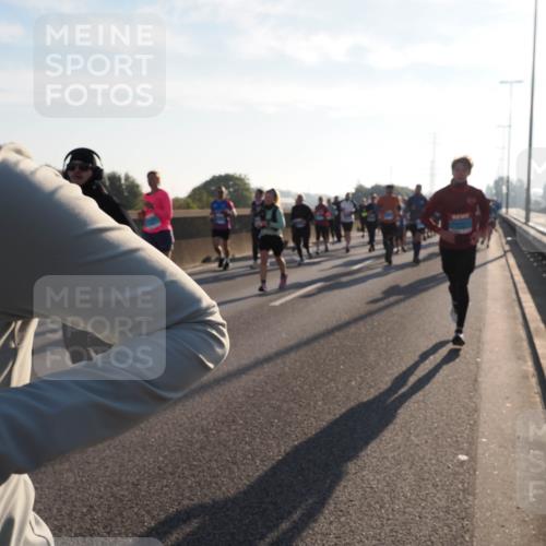 03.10.2025 - Köhlbrandbrückenlauf Fabian Wolf http://msf.ph/oto/9008923 03.10.2025 09:20:53 Position 3  meine-sportfotos.de