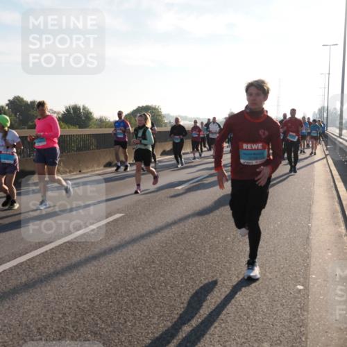 03.10.2025 - Köhlbrandbrückenlauf Fabian Wolf http://msf.ph/oto/9008962 03.10.2025 09:20:54 Position 3 3730 meine-sportfotos.de