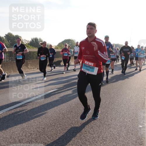 03.10.2025 - Köhlbrandbrückenlauf Fabian Wolf http://msf.ph/oto/9009077 03.10.2025 09:20:57 Position 3 1066 meine-sportfotos.de