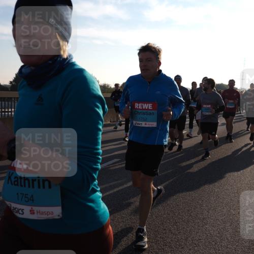 03.10.2025 - Köhlbrandbrückenlauf Fabian Wolf http://msf.ph/oto/9009257 03.10.2025 09:21:01 Position 3 1754, 1752 meine-sportfotos.de