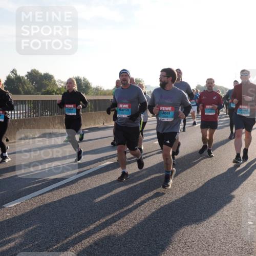 03.10.2025 - Köhlbrandbrückenlauf Fabian Wolf http://msf.ph/oto/9009314 03.10.2025 09:21:02 Position 3 3134, 3026, 1779 meine-sportfotos.de