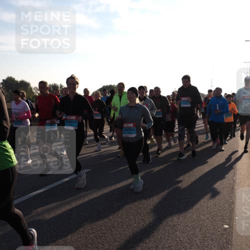 03.10.2025 - Köhlbrandbrückenlauf Fabian Wolf http://msf.ph/oto/9009574 03.10.2025 09:21:09 Position 3 3619, 2024, 2051, 1479 meine-sportfotos.de