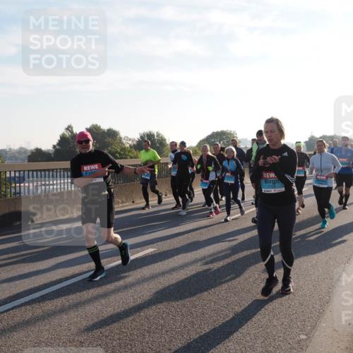 03.10.2025 - Köhlbrandbrückenlauf Fabian Wolf http://msf.ph/oto/9009846 03.10.2025 09:21:16 Position 3 2758 meine-sportfotos.de