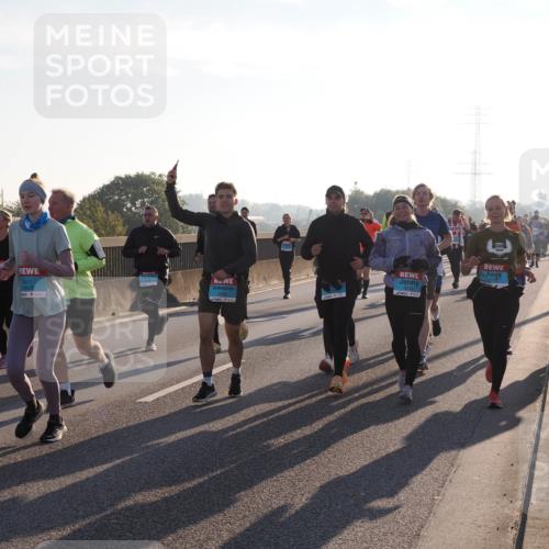 03.10.2025 - Köhlbrandbrückenlauf Fabian Wolf http://msf.ph/oto/9010031 03.10.2025 09:21:23 Position 3 3803, 3108 meine-sportfotos.de