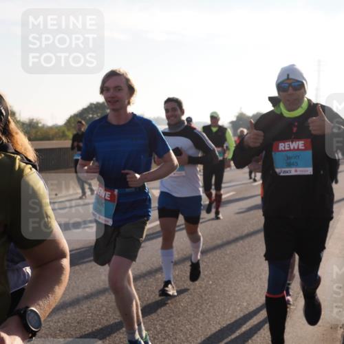 03.10.2025 - Köhlbrandbrückenlauf Fabian Wolf http://msf.ph/oto/9010150 03.10.2025 09:21:25 Position 3 3536, 3843 meine-sportfotos.de