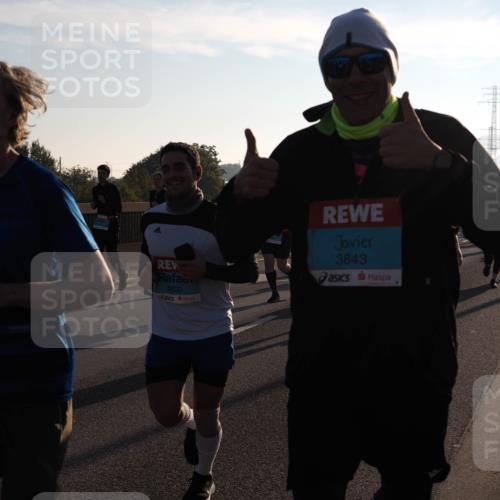 03.10.2025 - Köhlbrandbrückenlauf Fabian Wolf http://msf.ph/oto/9010176 03.10.2025 09:21:26 Position 3 1820, 3843 meine-sportfotos.de