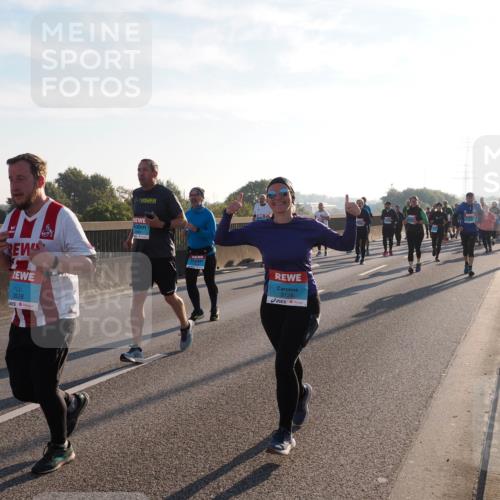 03.10.2025 - Köhlbrandbrückenlauf Fabian Wolf http://msf.ph/oto/9010258 03.10.2025 09:21:31 Position 3 3828, 3726 meine-sportfotos.de