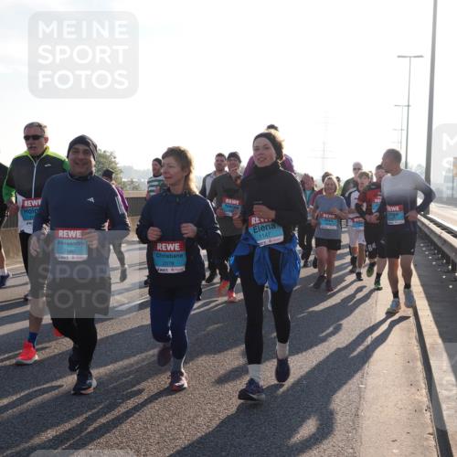 03.10.2025 - Köhlbrandbrückenlauf Fabian Wolf http://msf.ph/oto/9010405 03.10.2025 09:21:40 Position 3 2140, 2078, 1147 meine-sportfotos.de