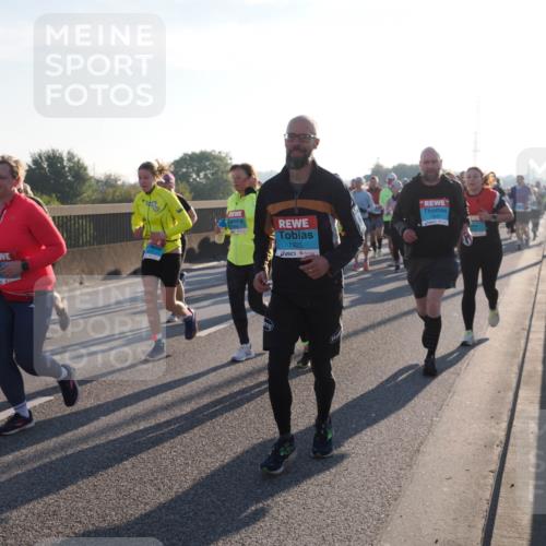 03.10.2025 - Köhlbrandbrückenlauf Fabian Wolf http://msf.ph/oto/9010550 03.10.2025 09:21:46 Position 3 1925, 1941 meine-sportfotos.de