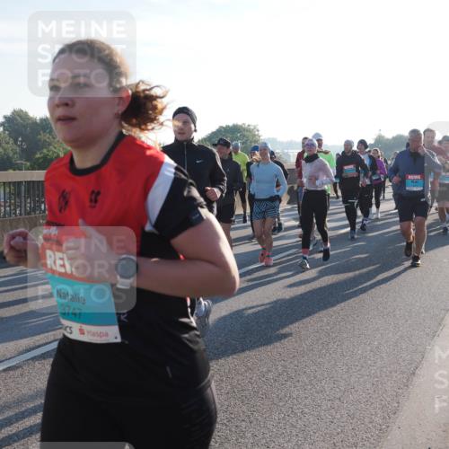 03.10.2025 - Köhlbrandbrückenlauf Fabian Wolf http://msf.ph/oto/9010625 03.10.2025 09:21:49 Position 3 3747 meine-sportfotos.de