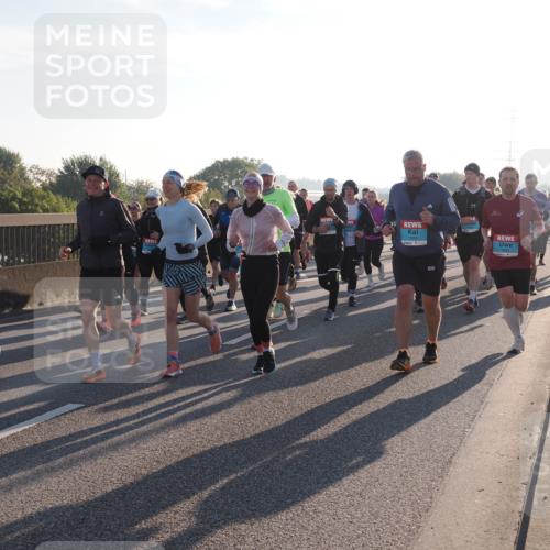 03.10.2025 - Köhlbrandbrückenlauf Fabian Wolf http://msf.ph/oto/9010646 03.10.2025 09:21:50 Position 3 1993, 1883 meine-sportfotos.de
