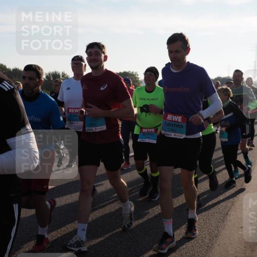 03.10.2025 - Köhlbrandbrückenlauf Fabian Wolf http://msf.ph/oto/9010761 03.10.2025 09:21:54 Position 3 2750, 3762, 2089, 2984 meine-sportfotos.de