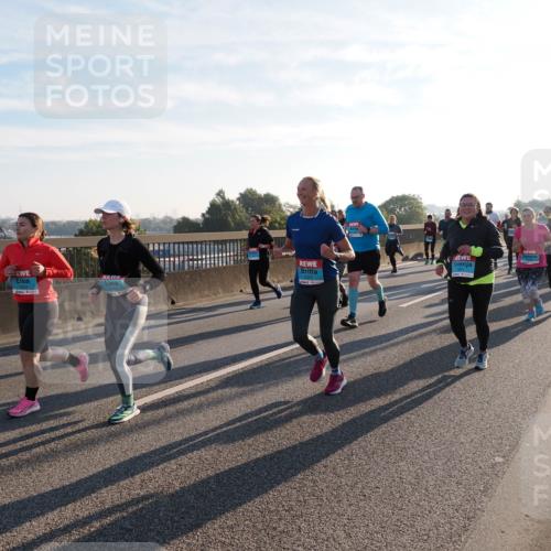 03.10.2025 - Köhlbrandbrückenlauf Fabian Wolf http://msf.ph/oto/9010908 03.10.2025 09:22:01 Position 3 1863, 1991 meine-sportfotos.de