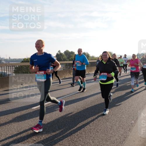 03.10.2025 - Köhlbrandbrückenlauf Fabian Wolf http://msf.ph/oto/9010930 03.10.2025 09:22:02 Position 3 2055, 1991 meine-sportfotos.de