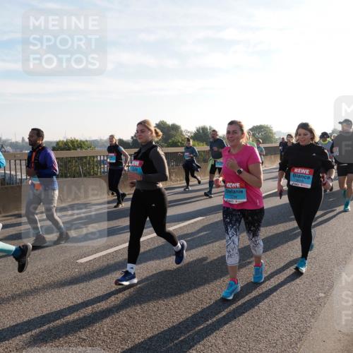 03.10.2025 - Köhlbrandbrückenlauf Fabian Wolf http://msf.ph/oto/9010981 03.10.2025 09:22:03 Position 3 40, 3239, 2118 meine-sportfotos.de