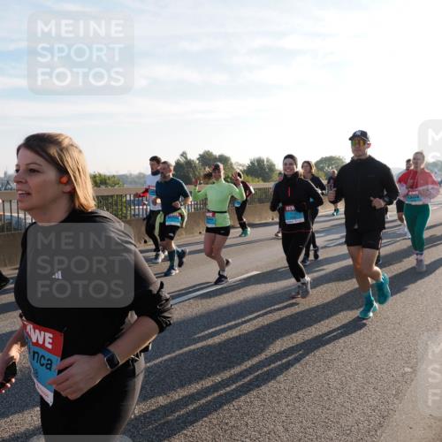 03.10.2025 - Köhlbrandbrückenlauf Fabian Wolf http://msf.ph/oto/9011012 03.10.2025 09:22:04 Position 3  meine-sportfotos.de