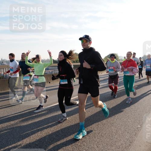 03.10.2025 - Köhlbrandbrückenlauf Fabian Wolf http://msf.ph/oto/9011030 03.10.2025 09:22:05 Position 3 3792 meine-sportfotos.de