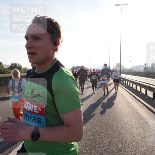 03.10.2025 - Köhlbrandbrückenlauf Fabian Wolf http://msf.ph/oto/9011469 03.10.2025 09:22:24 Position 3 1579, 3161, 1757 meine-sportfotos.de