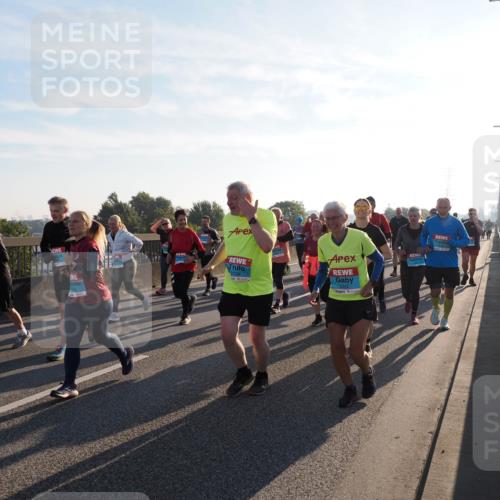03.10.2025 - Köhlbrandbrückenlauf Fabian Wolf http://msf.ph/oto/9011626 03.10.2025 09:22:33 Position 3 2739, 2742 meine-sportfotos.de