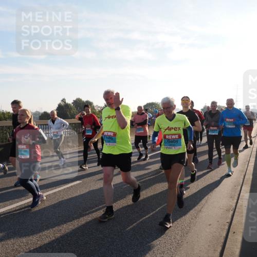 03.10.2025 - Köhlbrandbrückenlauf Fabian Wolf http://msf.ph/oto/9011631 03.10.2025 09:22:33 Position 3 2739, 2742 meine-sportfotos.de