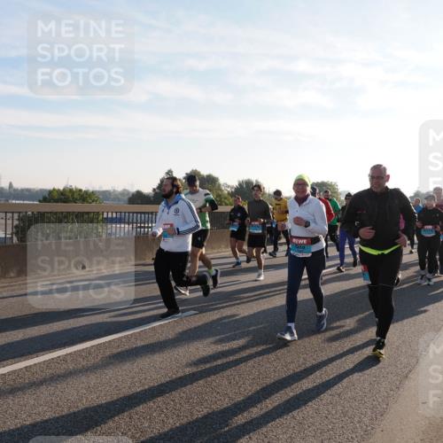 03.10.2025 - Köhlbrandbrückenlauf Fabian Wolf http://msf.ph/oto/9012027 03.10.2025 09:22:52 Position 3  meine-sportfotos.de