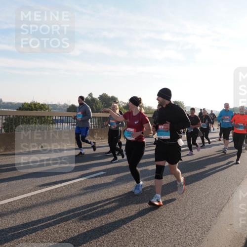 03.10.2025 - Köhlbrandbrückenlauf Fabian Wolf http://msf.ph/oto/9012343 03.10.2025 09:23:03 Position 3 195, 2071 meine-sportfotos.de