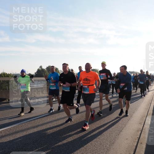 03.10.2025 - Köhlbrandbrückenlauf Fabian Wolf http://msf.ph/oto/9012650 03.10.2025 09:23:24 Position 3 1853 meine-sportfotos.de