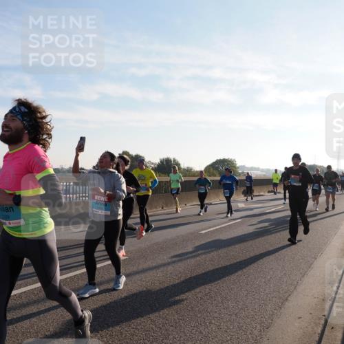 03.10.2025 - Köhlbrandbrückenlauf Fabian Wolf http://msf.ph/oto/9013126 03.10.2025 09:23:43 Position 3 2209, 2456 meine-sportfotos.de