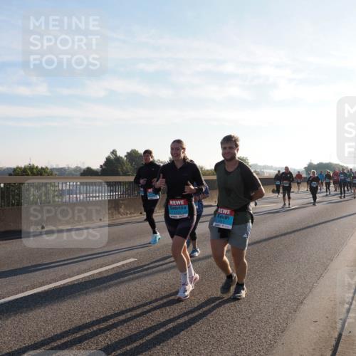 03.10.2025 - Köhlbrandbrückenlauf Fabian Wolf http://msf.ph/oto/9013204 03.10.2025 09:23:47 Position 3 2314, 2313 meine-sportfotos.de