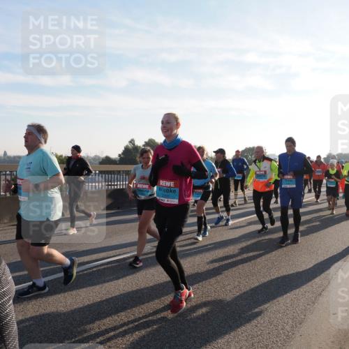 03.10.2025 - Köhlbrandbrückenlauf Fabian Wolf http://msf.ph/oto/9013473 03.10.2025 09:24:03 Position 3 2255 meine-sportfotos.de